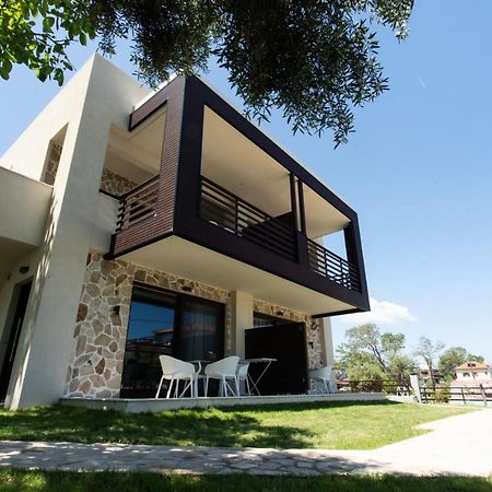 Marineiko Luxury Apartments Ierissos Eksteriør billede