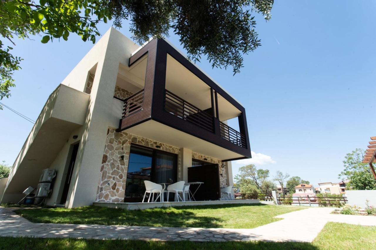 Marineiko Luxury Apartments Ierissos Eksteriør billede