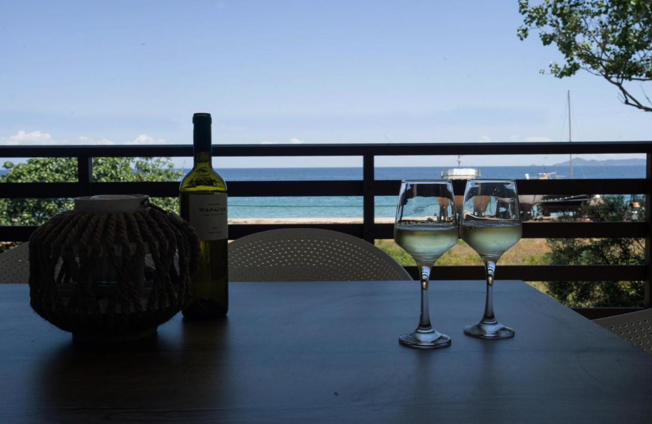 Marineiko Luxury Apartments Ierissos Eksteriør billede