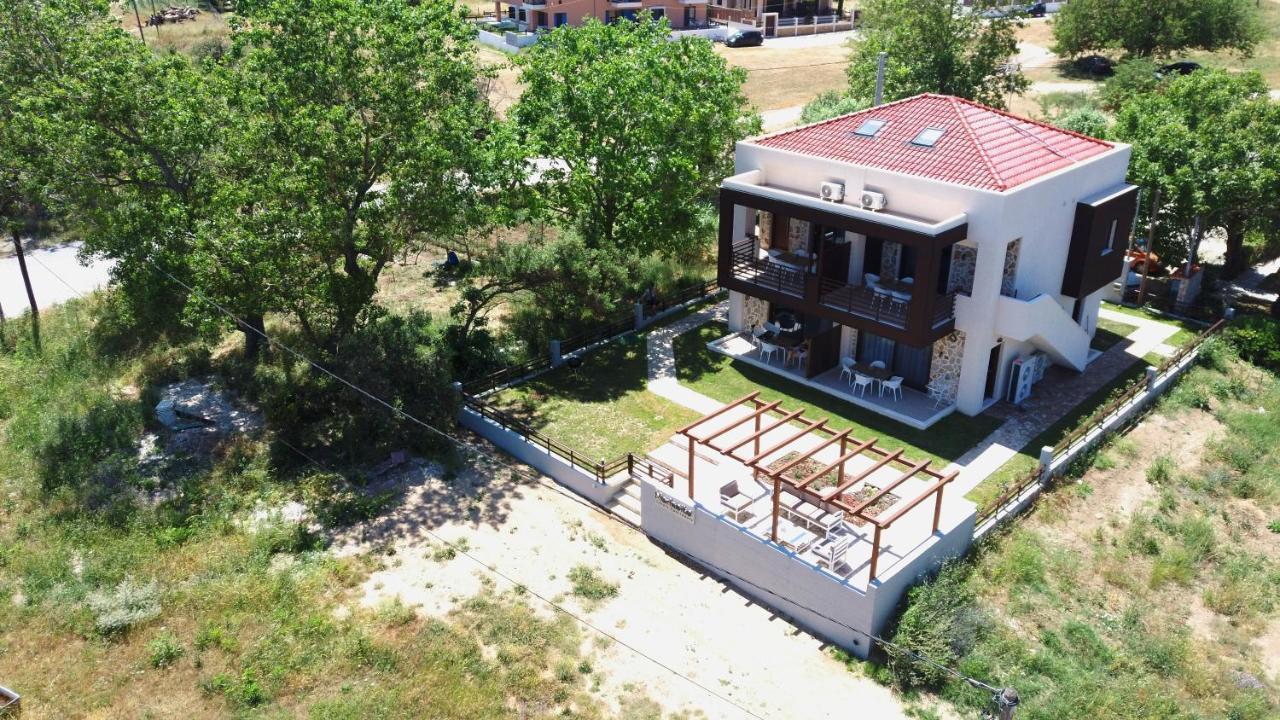Marineiko Luxury Apartments Ierissos Eksteriør billede