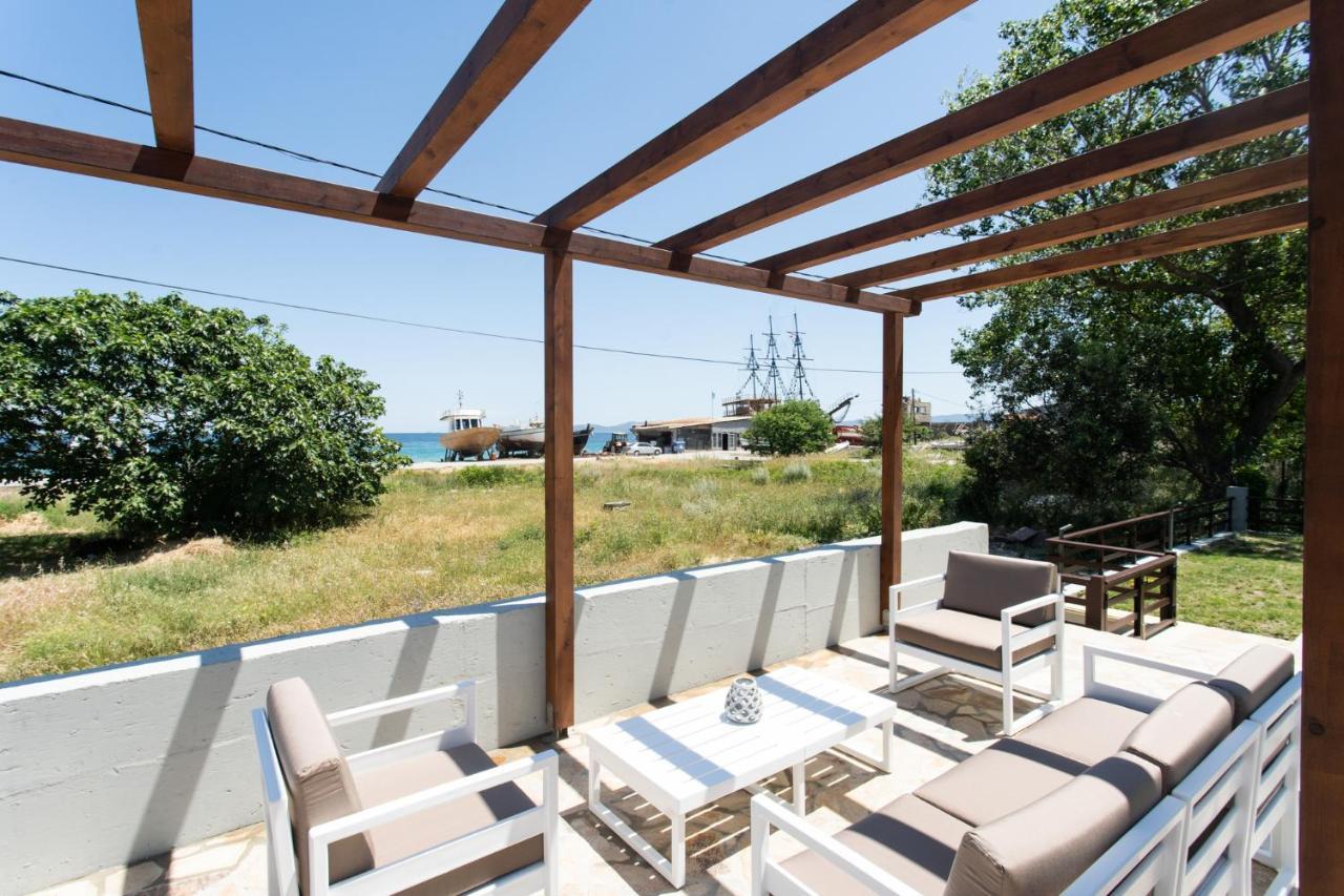 Marineiko Luxury Apartments Ierissos Eksteriør billede